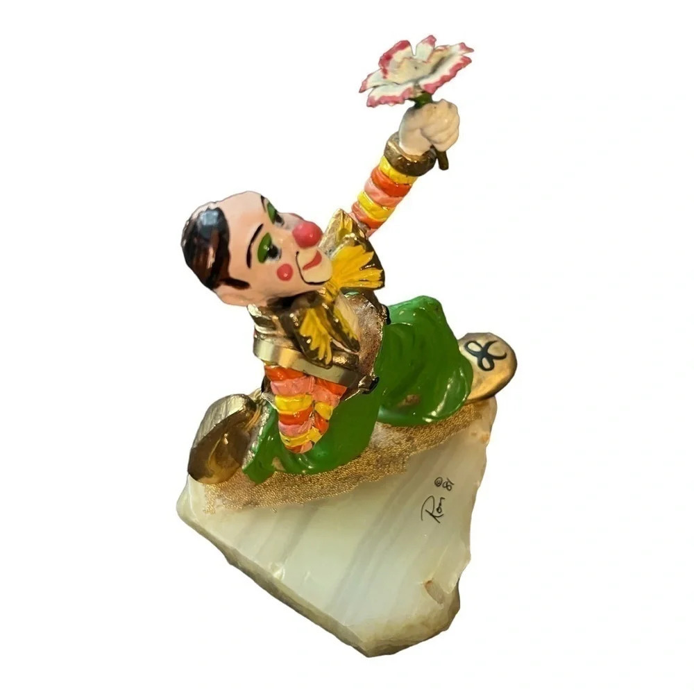 Ron Lee Clown with Flowers - Picture 5 of 7